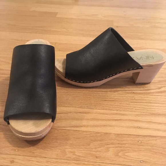 nina clogs